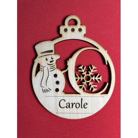Décoration de Noël en bois, boules de Noël, ornement personnalisé, noms découpés au laser