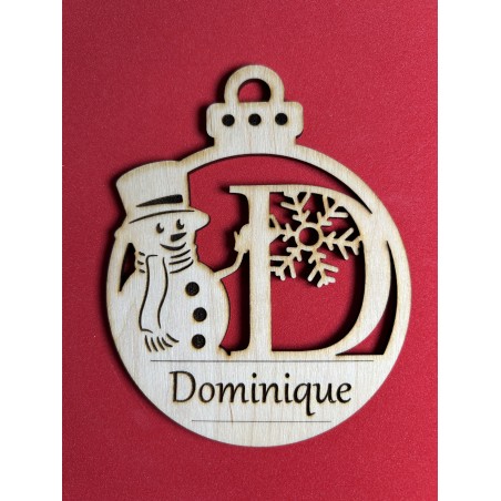 Décoration de Noël en bois, boules de Noël, ornement personnalisé, noms découpés au laser