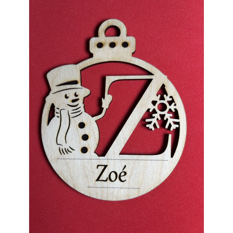 Décoration de Noël en bois, boules de Noël, ornement personnalisé, noms découpés au laser